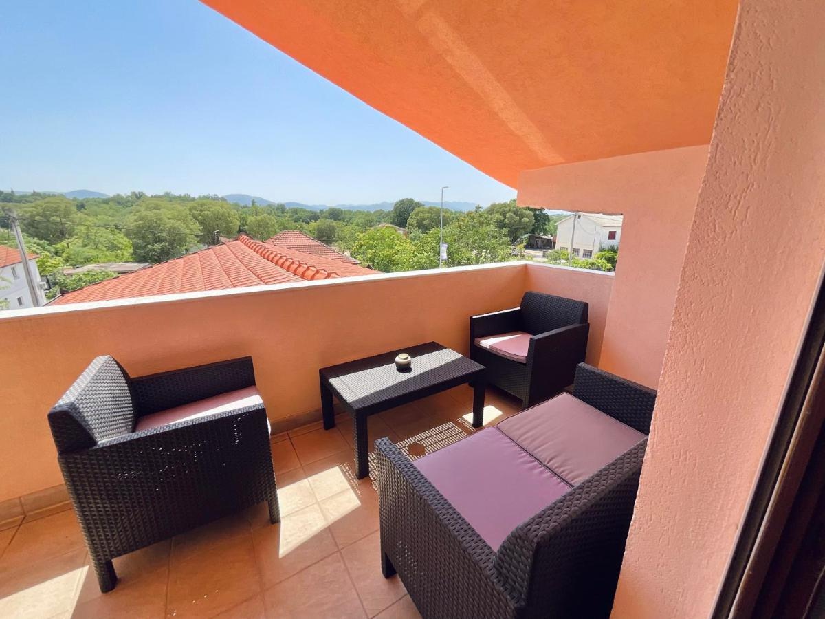 Apartment Camellia Ljubuški Extérieur photo