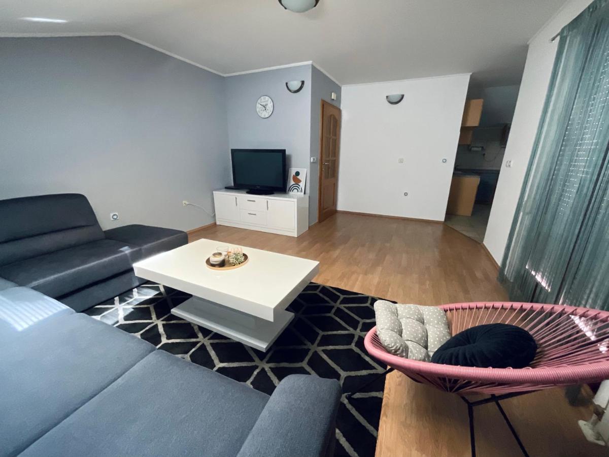 Apartment Camellia Ljubuški Extérieur photo